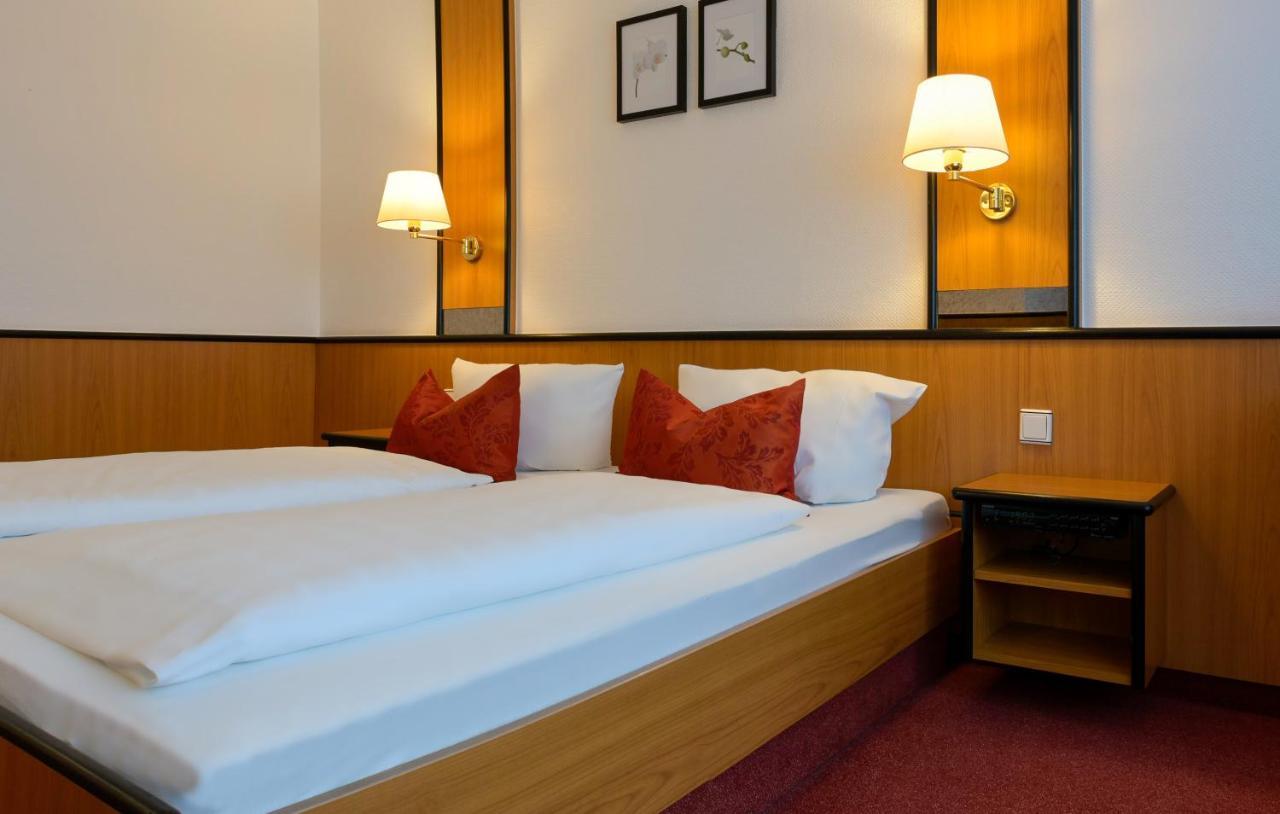 Hotel Am Wasserfall Lingen Exterior foto